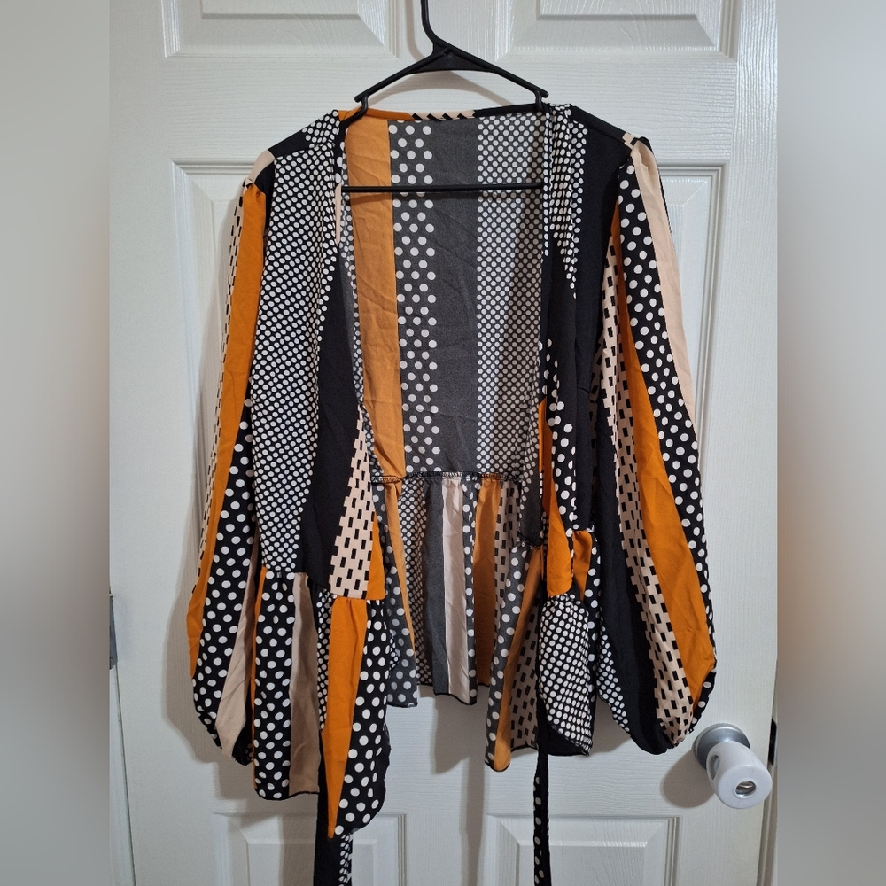 Fall colored wrap blouse - Picture 3 of 5